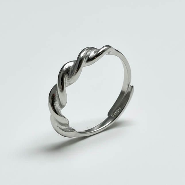 Anello intrecciato silver