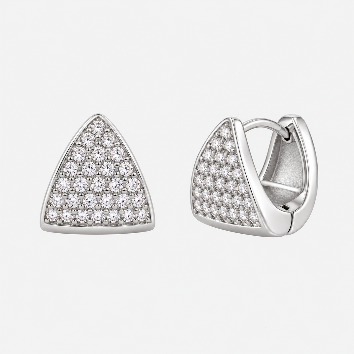 Hoop Triangolo Pavé argentati con pietre luminose