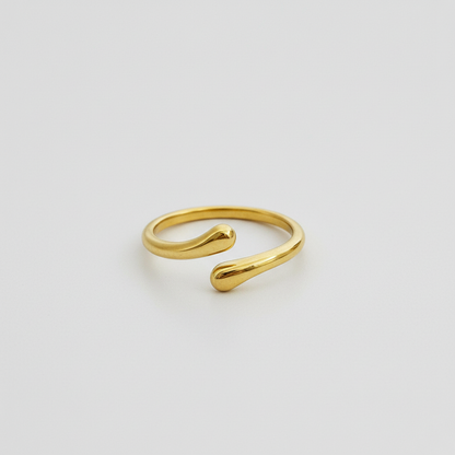 Anello Gold Aperto - Sfondo Grigio
