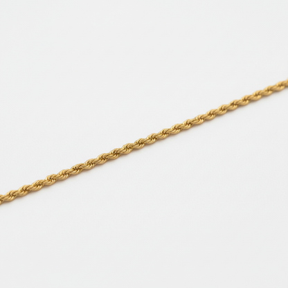 Dettaglio maglia sottile bracciale twisted rope