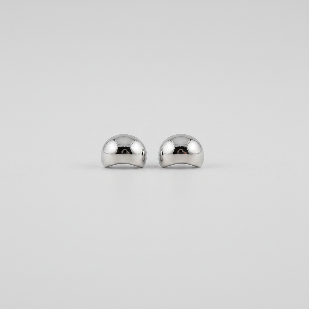 Orecchini mini virgola - versione silver